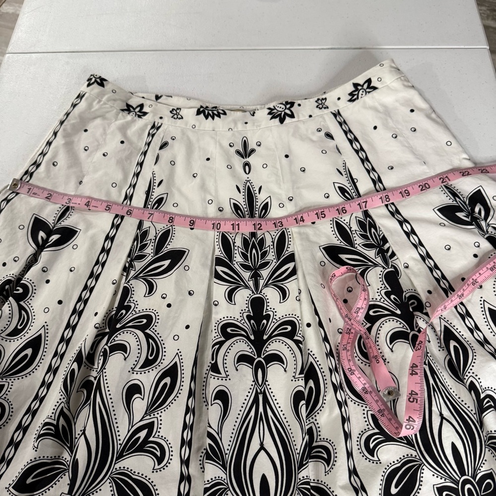 Talbots Paisley Print Skirt A-line Beaded Pleated White & Black Women’s Size 14 - Picture 8 of 9